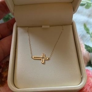 10kt Gold cross Necklace